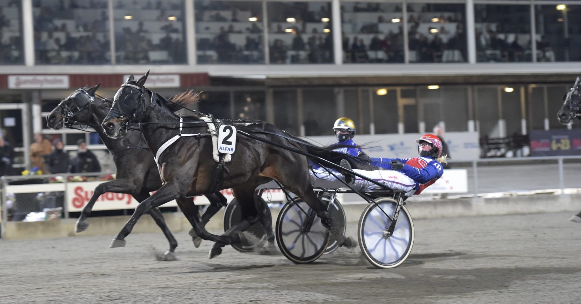 Ida Riesterer hoppas på en tidig julklapp från Dark Roadster · Senaste