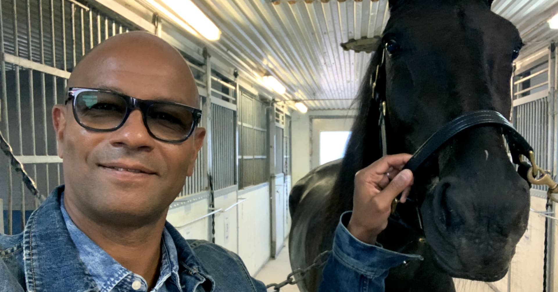 Issa Manglind om sin satsning på travet · Senaste nyheterna om trav ...