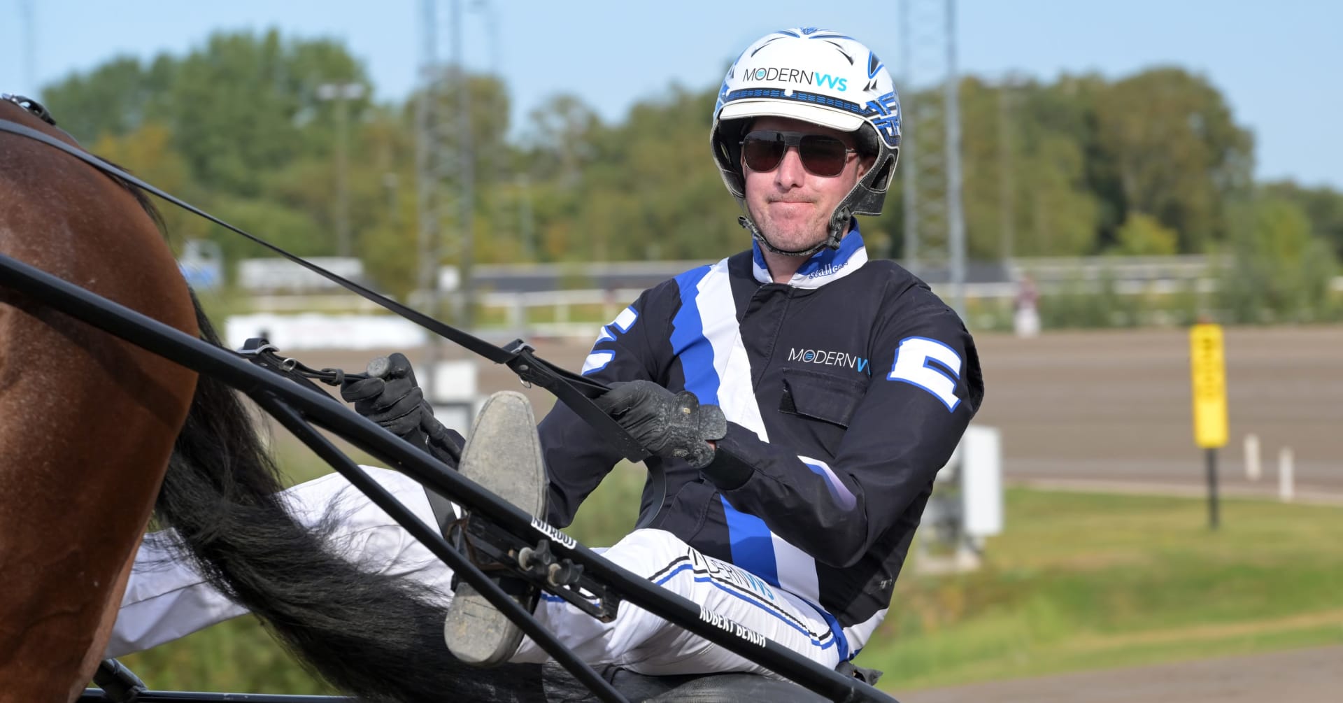 V85 Updates: Smidigare och Bättre, TV4 Appearances, Superjackpot Preparations and More – Latest Swedish Racing News from Travronden, Expressen, ATG, Aftonbladet, and Svensk Damtidning