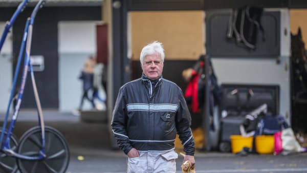 Jerry Riordans avstängning går ut den 15 februari. Då har han åter möjligheten att stå som tränare till sina hästar.