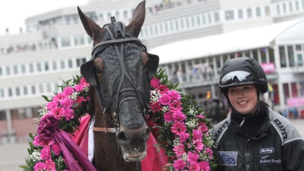 Foto: MIA TÖRNBERG, TRAVRONDEN