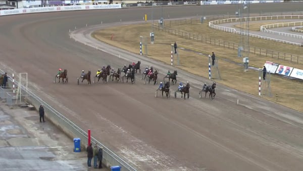 Tarmac vann på Axevalla.