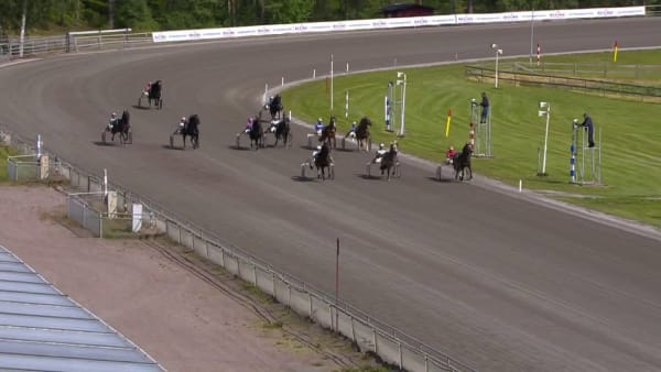 Månlykke A.M. rundar alla i Erik Perssons Memorial på Årjäng