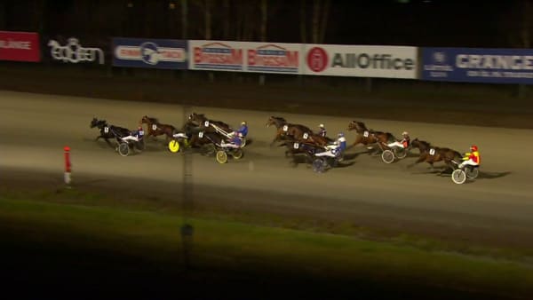 Se sista 500 meterna av V75-1