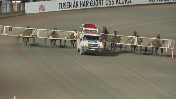 Se Cabin Pressure ta andra raka segern.