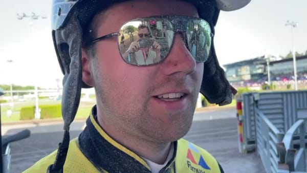 Mats E Djuse i olycka under Harper Hanovers