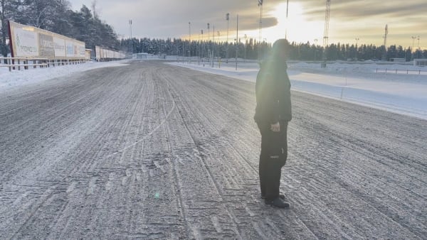 Banmästaren i Östersund om förberedelserna.