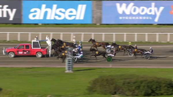 Calgary Games vann Svenskt Travderby på nytt världsrekord