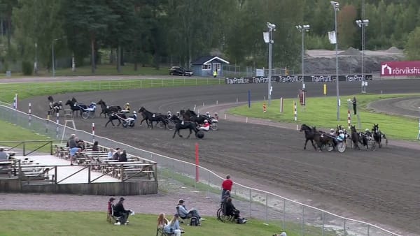 Höstbo Wille tog andra raka i Dubbelcupen