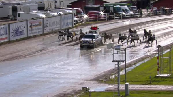 Topphästen Milligan's School vinner Årjängs Stora Sprinterlopp för Ulf Eriksson och Stefan Melander