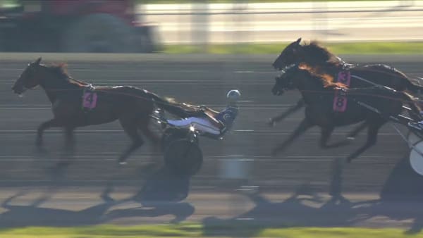 Hennessy Am vinner E3 från dödens