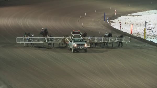 Cassius Clay D.E. tar årets första seger