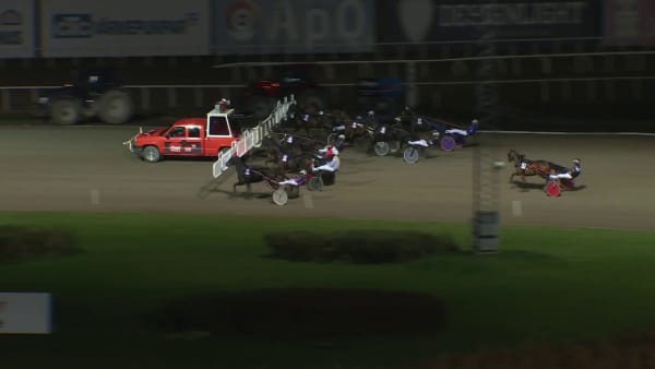 Queen spurtar till seger på Jägersro.
