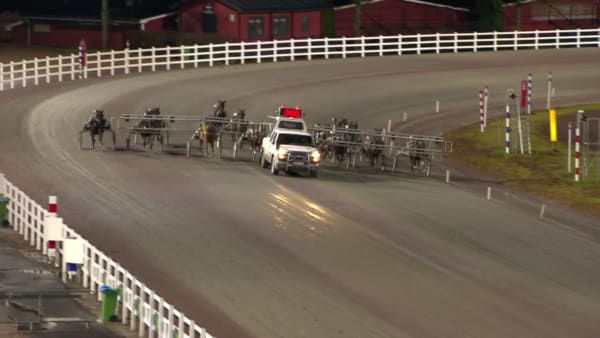 Ad Astra vinner trots en tuff resa