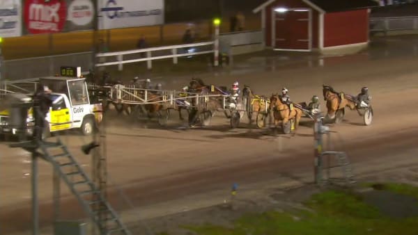 On Track Piraten tog årets första seger