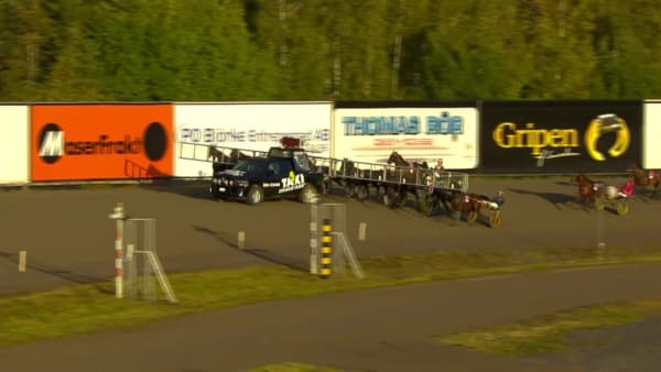 Missle Hill och Per Lennartsson vinner enkelt på V75 Hagmyren