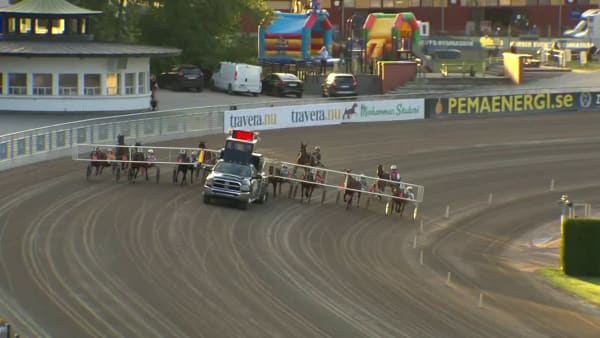 Dino Cream skrällvann STL-final