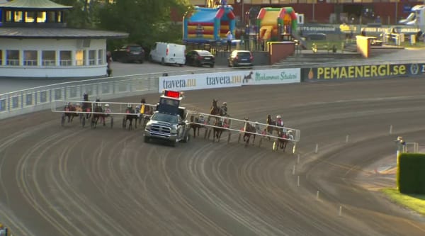 Dino Cream skrällvann STL-final